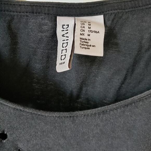 3 for $40 H&M crop destroyed tee shirt gray M - Picture 3 of 3